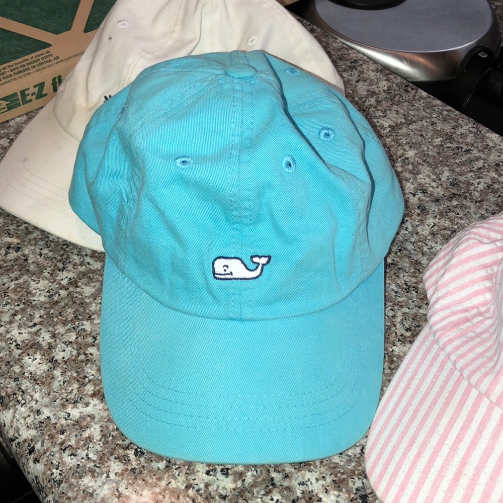 Vineyard vines hat